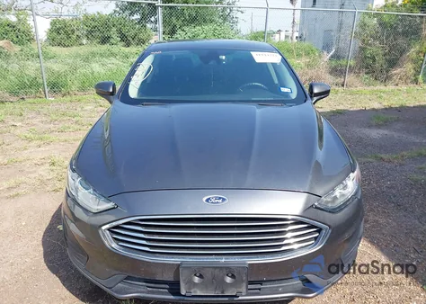 2019 Ford Fusion Se z USA, uszkodzony, nr VIN 3FA6P0HD9KR215415
